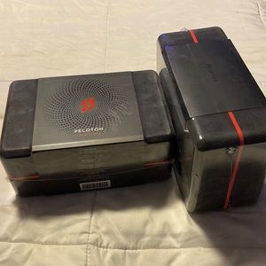 2 Peloton Yoga Blocks